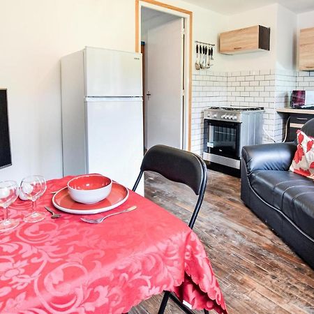 Awesome Home In Saint-Sever-Calvados With Kitchen Exteriör bild